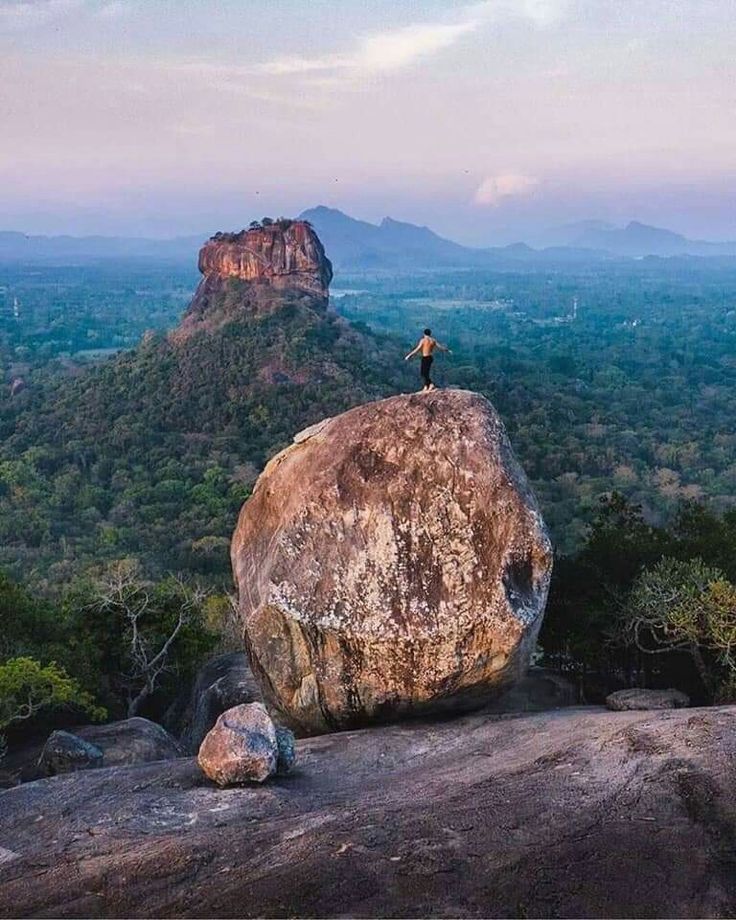 Sigiriya Frescoes